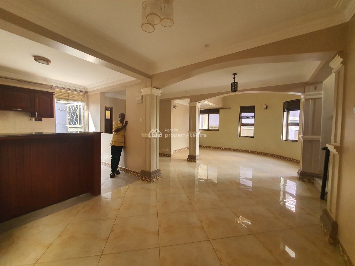 4bedroom Duplex Villa, Muyenga, Kampala, Central Region, Detached Duplex for Rent
