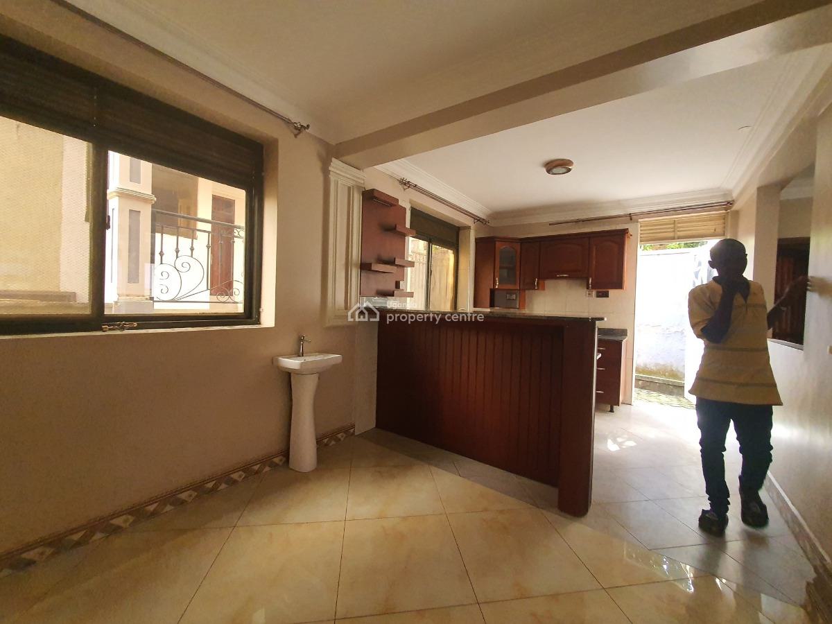 4bedroom Duplex Villa, Muyenga, Kampala, Central Region, Detached Duplex for Rent