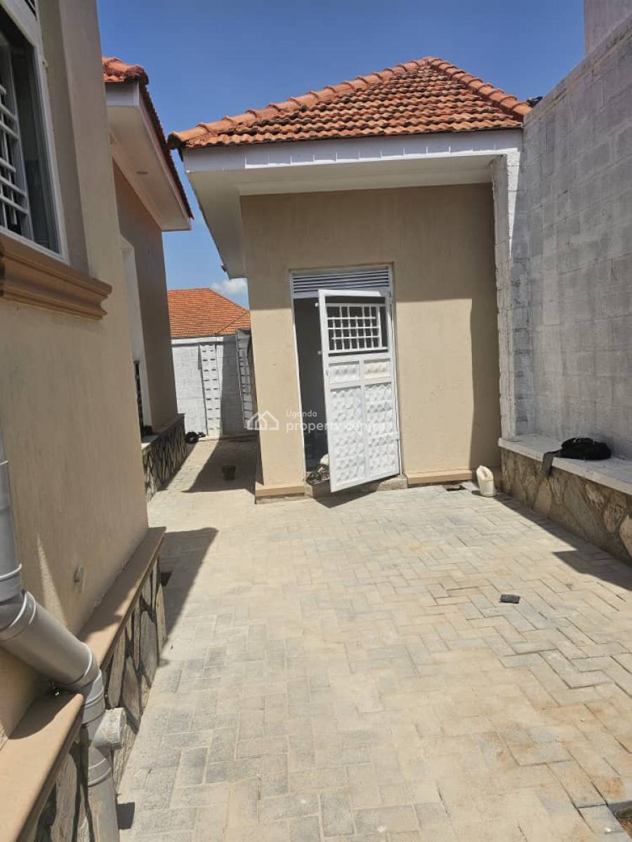 Newly Built 3 Bedroom House in Entebbe Town, Bunono, Entebbe Municipality, Wakiso, Central Region, Terraced Bungalow for Sale