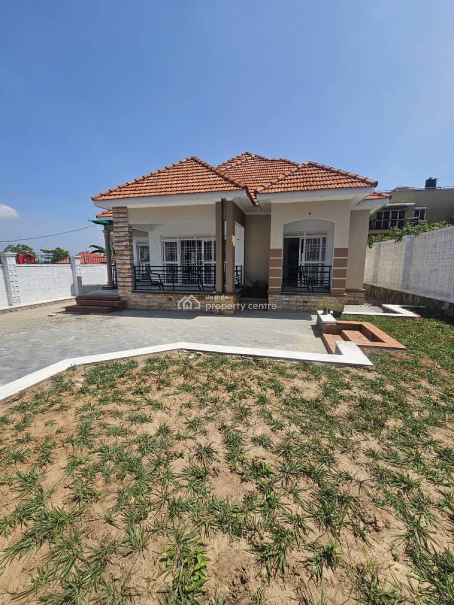 Newly Built 3 Bedroom House in Entebbe Town, Bunono, Entebbe Municipality, Wakiso, Central Region, Terraced Bungalow for Sale