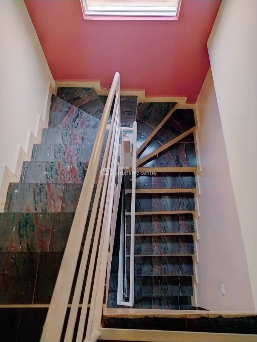 Townhouse in a Gated Community, Najera 1 Opp Shell Petrol Station, Nakawa, Kampala, Central Region, Townhouse for Sale