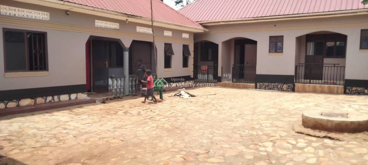 Spacious Estate, Malindi Near St. Eliza Nursing School, Buikwe, Central Region, Detached Duplex for Sale