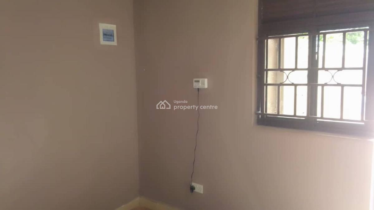 Spacious Estate, Malindi Near St. Eliza Nursing School, Buikwe, Central Region, Detached Duplex for Sale