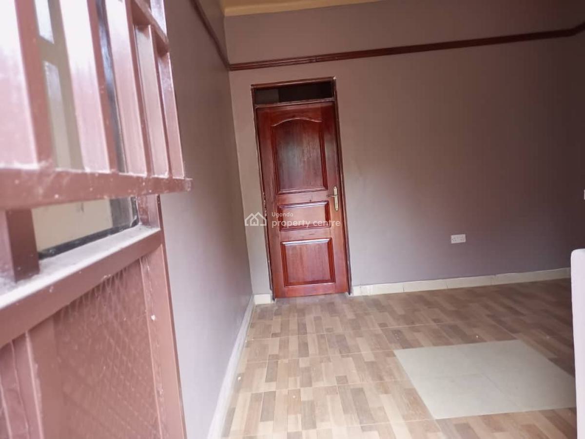 Spacious Estate, Malindi Near St. Eliza Nursing School, Buikwe, Central Region, Detached Duplex for Sale