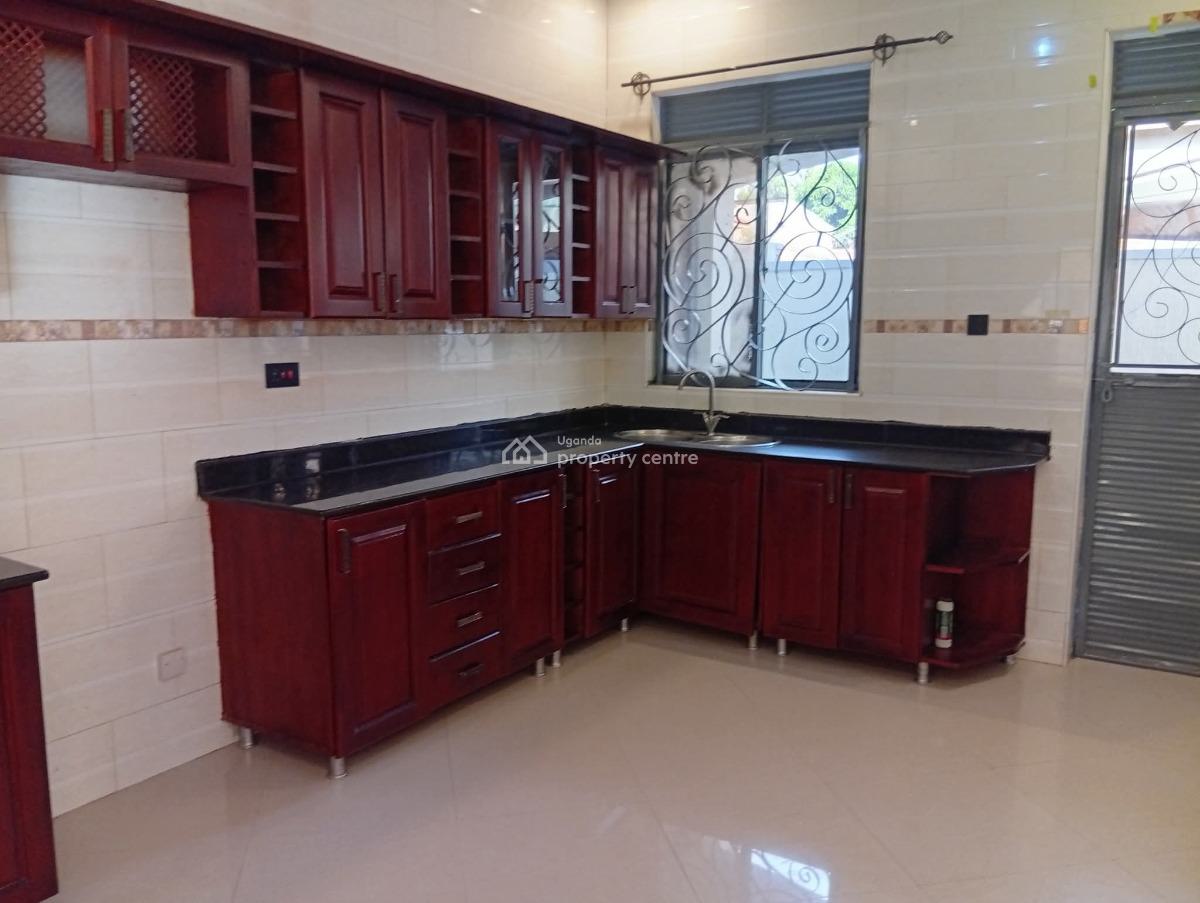 Beautiful 4 Bedroom House in Najjera Bulabira, Najjera 1 Bulabira, Wakiso, Central Region, Terraced Bungalow for Sale