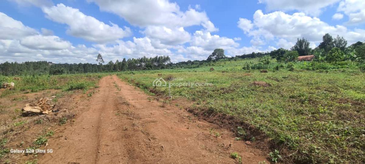 Nakawuka Kasanje,jjungo Estate 50by100 at 31m/36m, Nakawuka Jjungo Trading Center,1.5km From Here, Kasanje, Wakiso, Central Region, Mixed-use Land for Sale