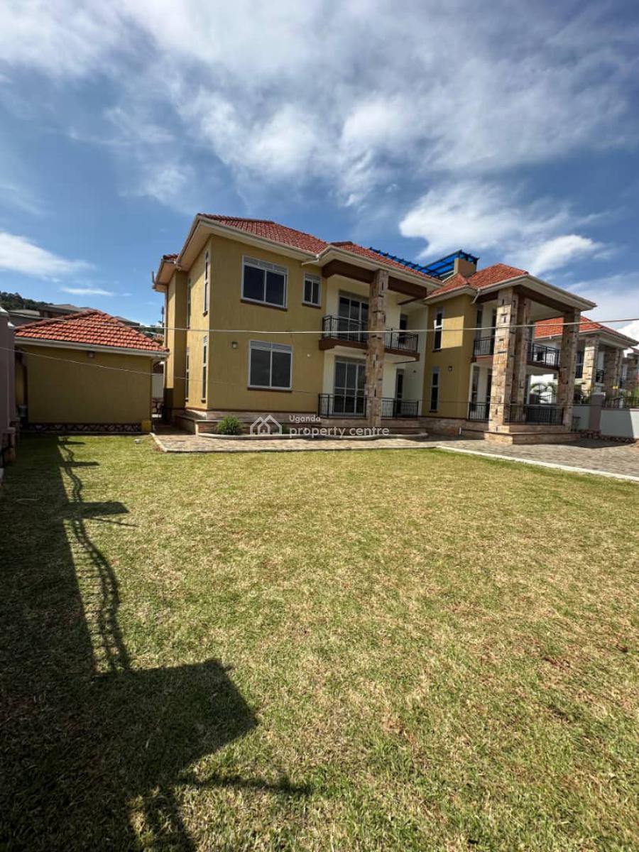 Lakeview 5 Bedroom House in Kigo, Munyonyo, Kigo, Munyonyo, Wakiso, Central Region, Terraced Duplex for Sale