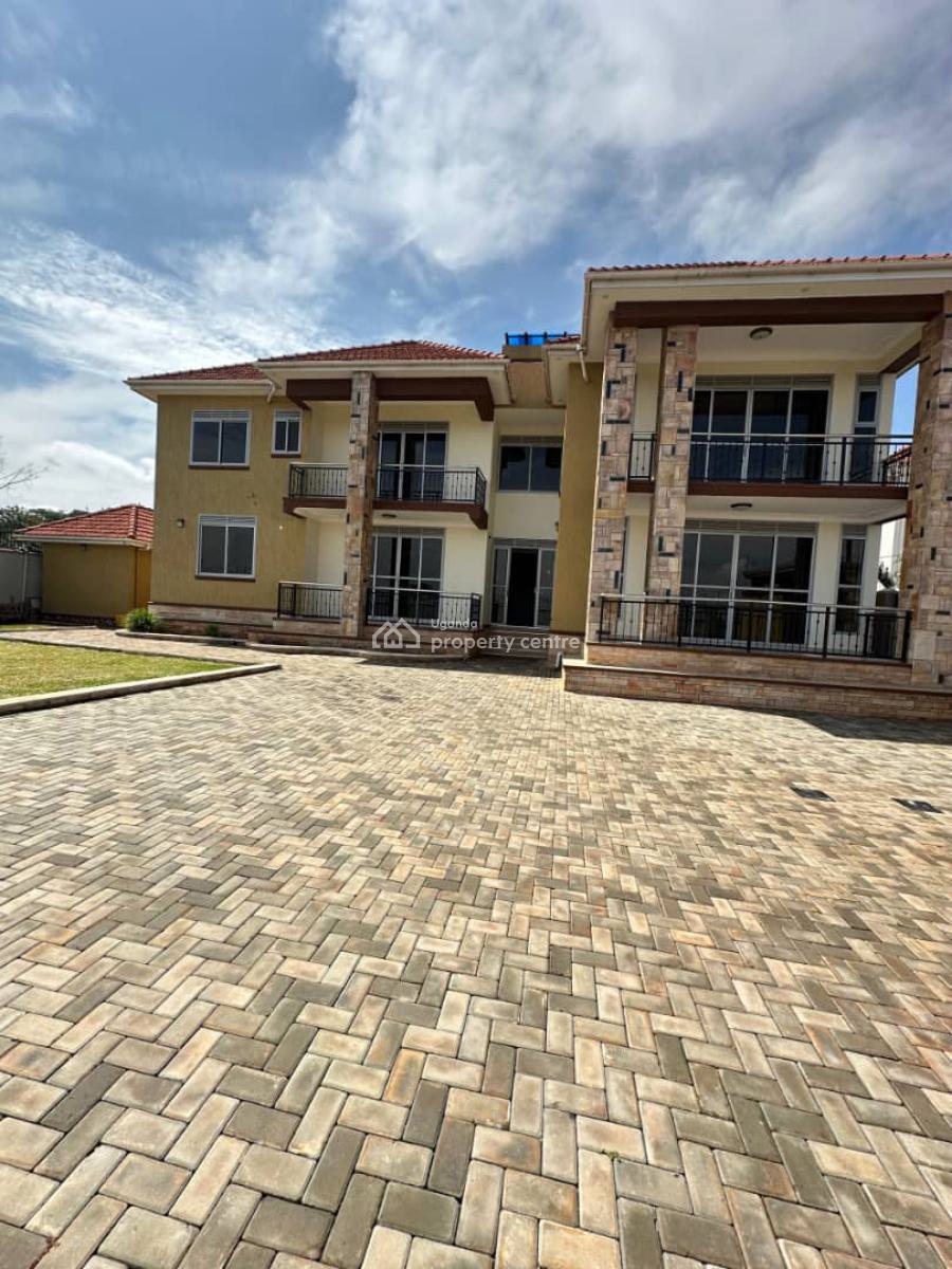 Lakeview 5 Bedroom House in Kigo, Munyonyo, Kigo, Munyonyo, Wakiso, Central Region, Terraced Duplex for Sale