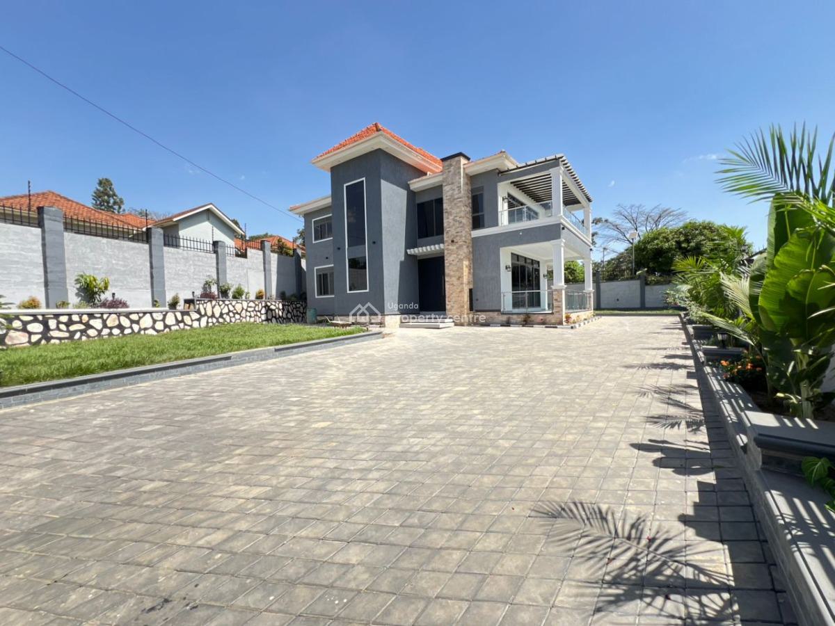 Luxury New 5 Bedroom House in Kira Town, Kira Town, Mamerito Road, Kira Town, Wakiso, Central Region, Terraced Duplex for Sale