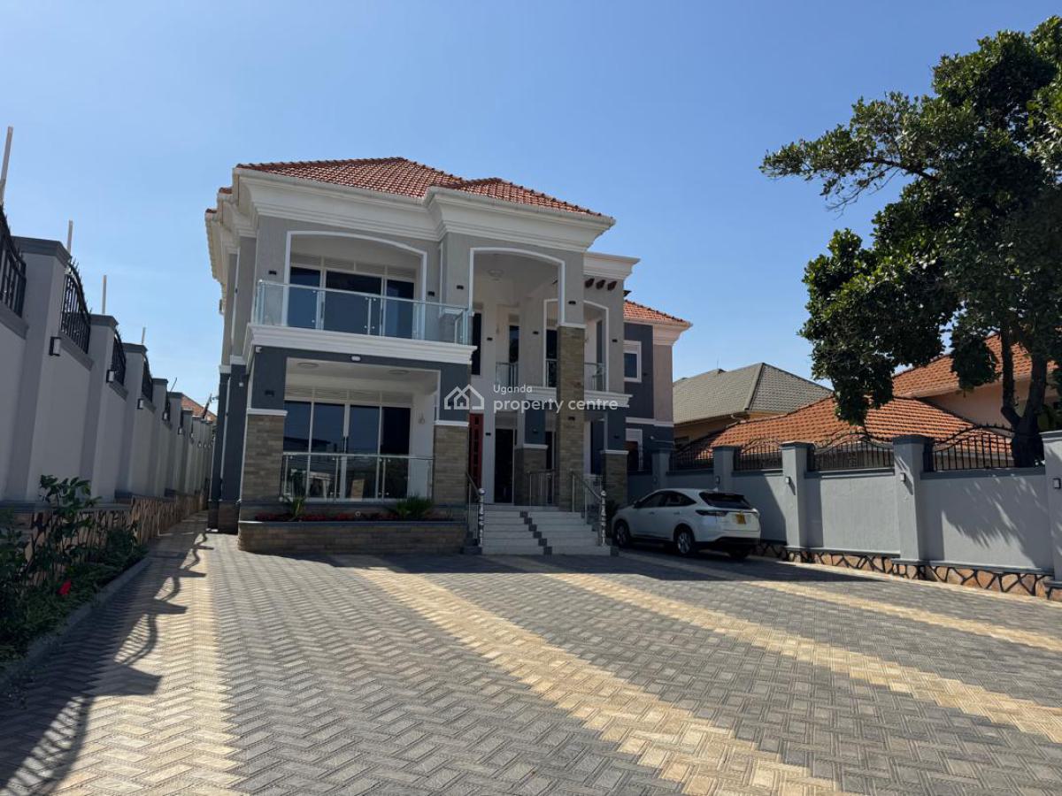 New Luxury 7 Bedroom House in Munyonyo, Munyonyo, Wakiso, Central Region, Terraced Duplex for Sale