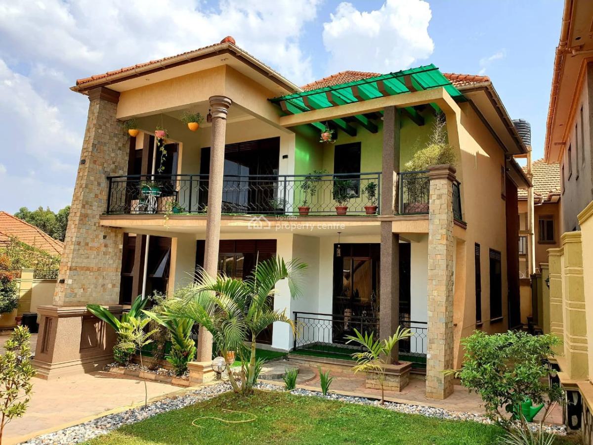 Luxury 6 Bedroom House in Kira Town, Kira Town, Kira Town, Wakiso, Central Region, Terraced Duplex for Sale