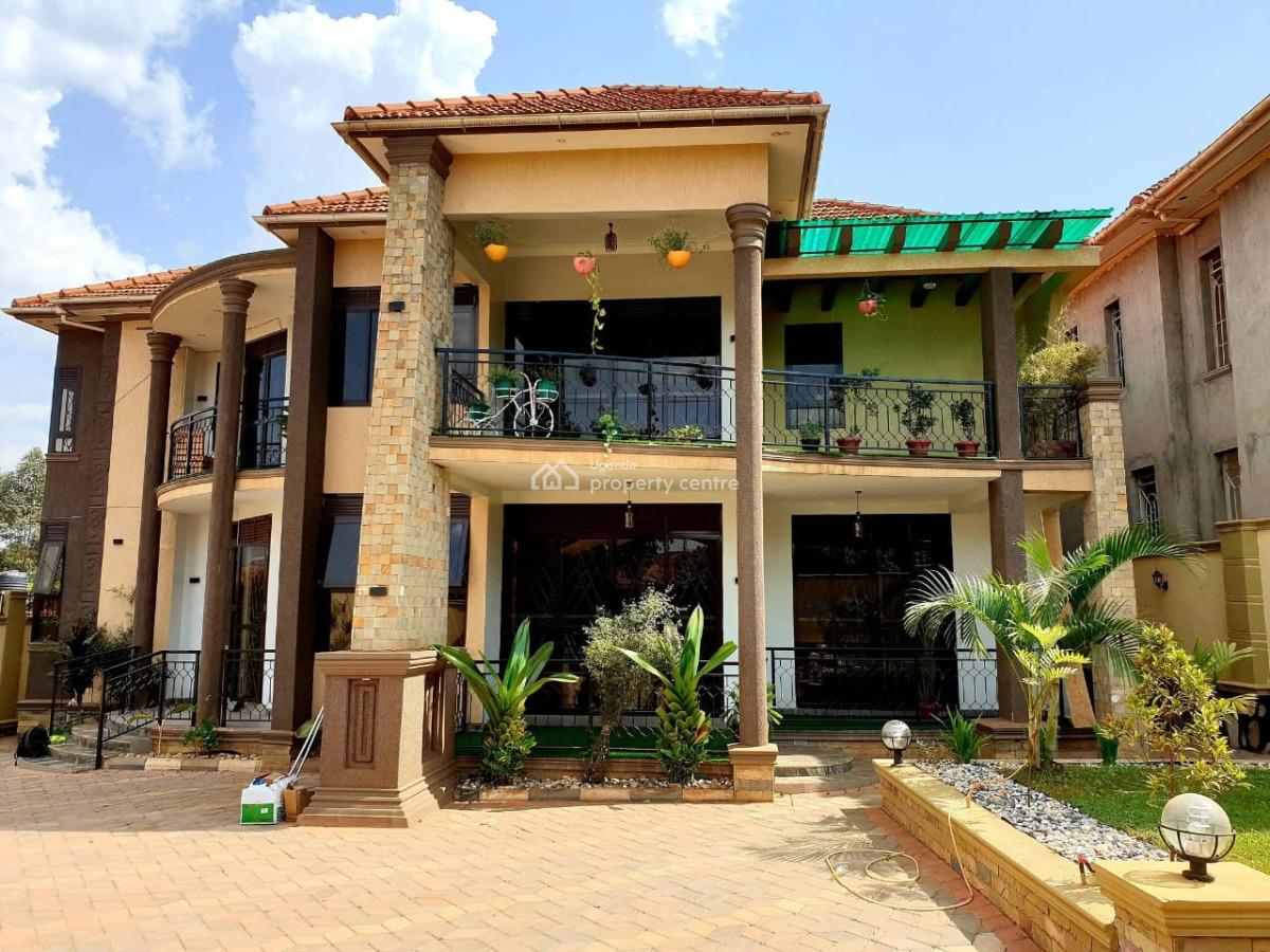 Luxury 6 Bedroom House in Kira Town, Kira Town, Kira Town, Wakiso, Central Region, Terraced Duplex for Sale