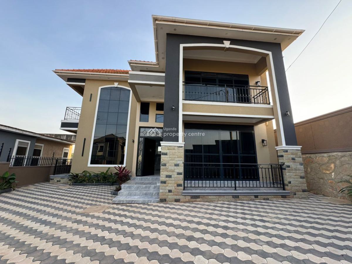 Luxury New 5 Bedroom House in Kyanja Komamboga, Kyanja, Komamboga Road, Kampala, Central Region, Terraced Duplex for Sale