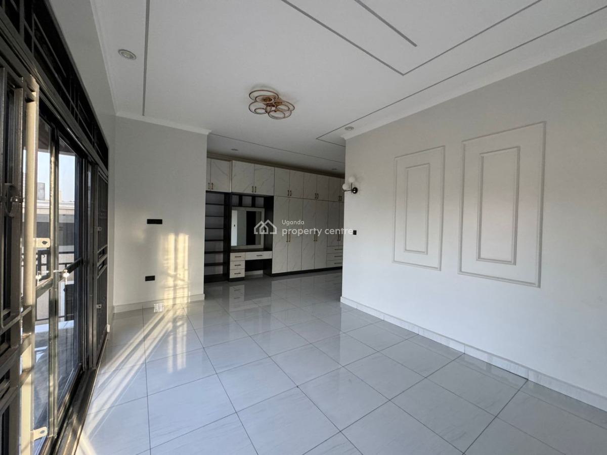Luxury New 5 Bedroom House in Kyanja Komamboga, Kyanja, Komamboga Road, Kampala, Central Region, Terraced Duplex for Sale