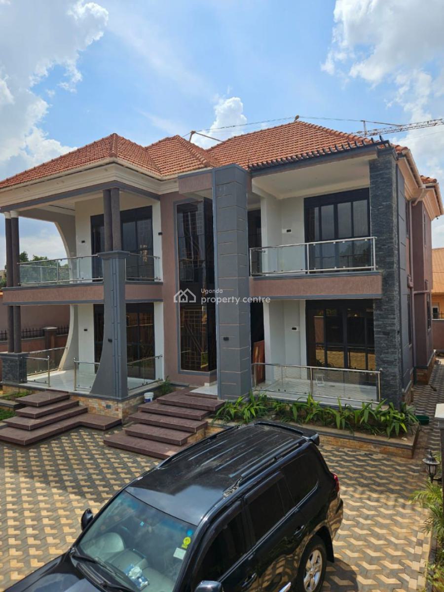 Luxury 5 Bedroom House in Kyanja, Kyanja, Kungu, Kampala, Central Region, Terraced Duplex for Sale