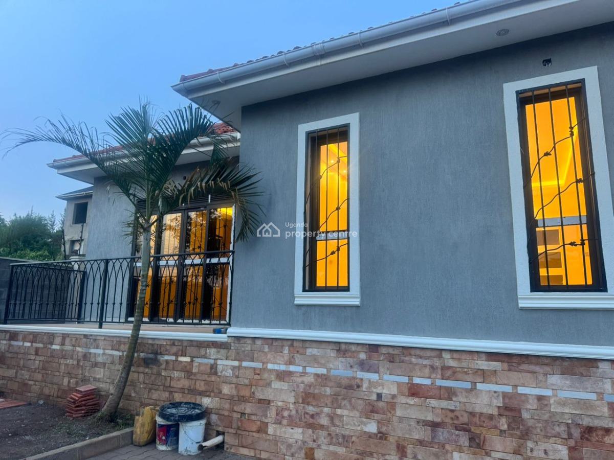 3 Bedroom House in Kira Town, Kira Kito, Mamerito Road, Kira Town, Wakiso, Central Region, Terraced Bungalow for Sale