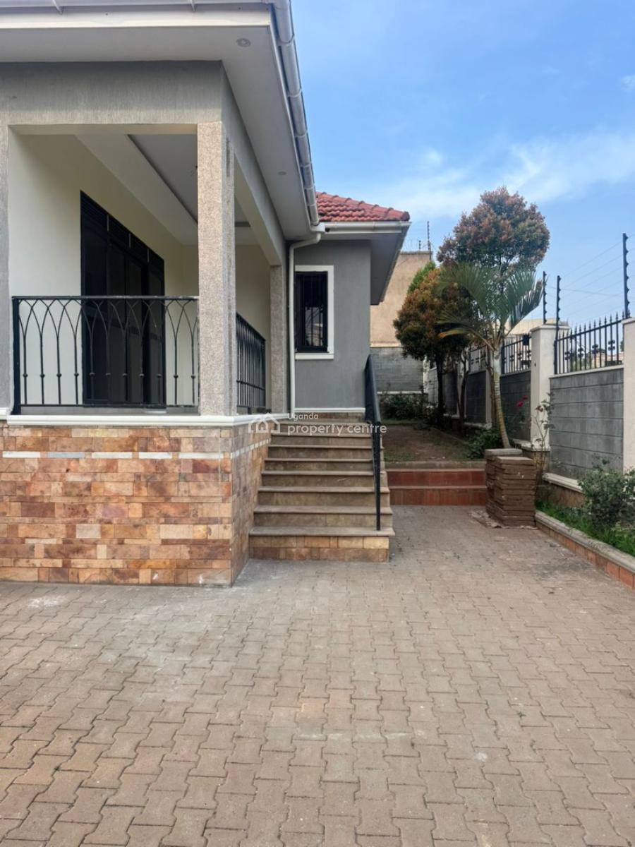 3 Bedroom House in Kira Town, Kira Kito, Mamerito Road, Kira Town, Wakiso, Central Region, Terraced Bungalow for Sale