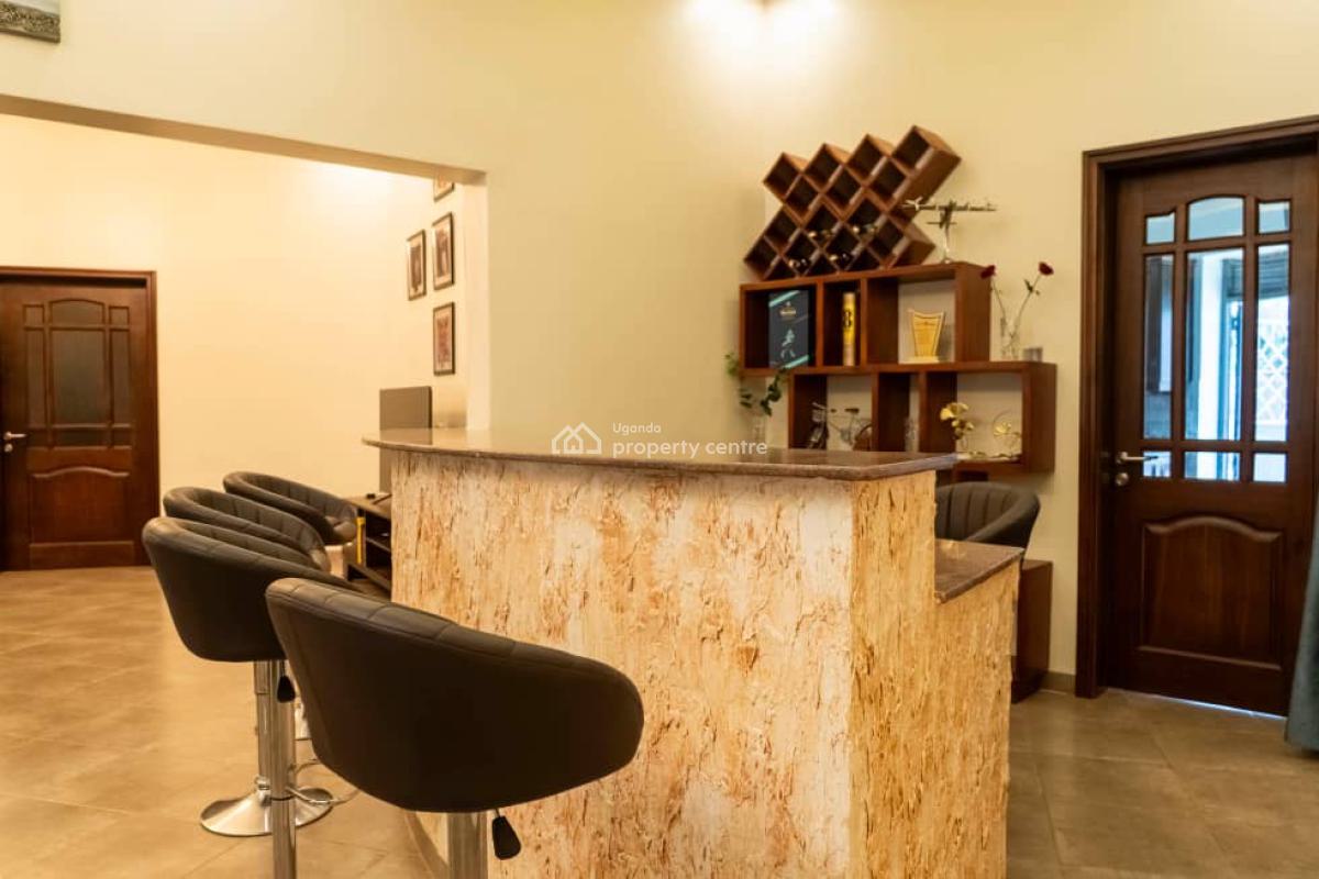 Luxurious 4bedroom  Standalone Fully Furnished, Kigo, Kampala, Central Region, Terraced Bungalow for Rent