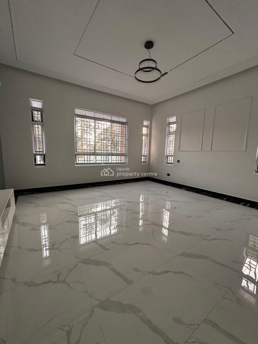 4 Bedroom House in Arkright Estate, Arkright Estate, Bwebajja, Entebbe Road, Wakiso, Central Region, Terraced Bungalow for Sale