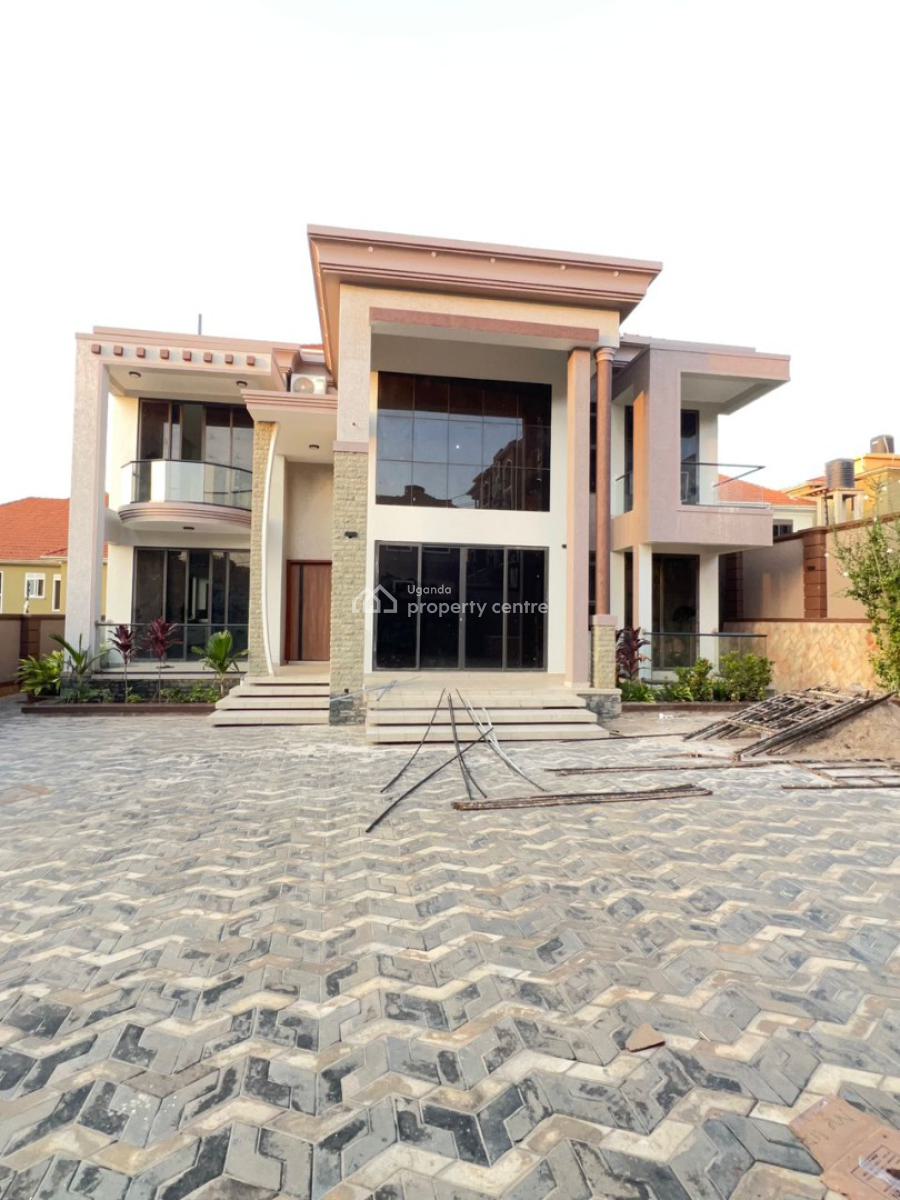 Luxury 7 Bedroom House in Kyanja, Kyanja, Kampala, Central Region, Terraced Duplex for Sale