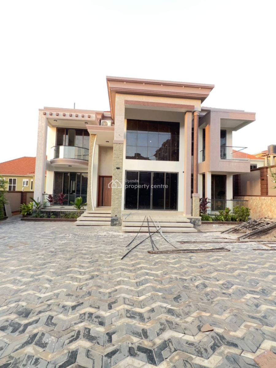 Luxury 7 Bedroom House in Kyanja, Kyanja, Kampala, Central Region, Terraced Duplex for Sale