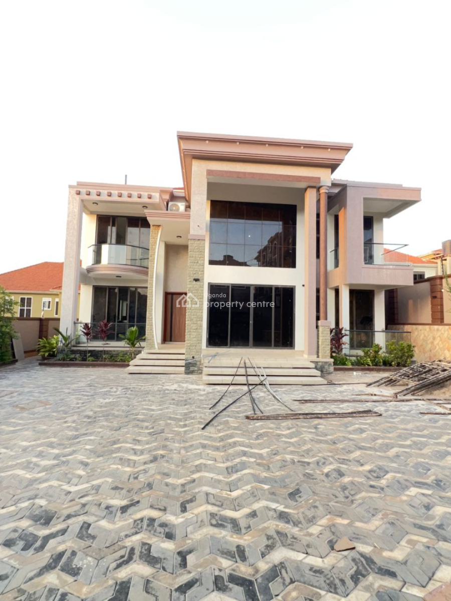 Luxury 7 Bedroom House in Kyanja, Kyanja, Kampala, Central Region, Terraced Duplex for Sale