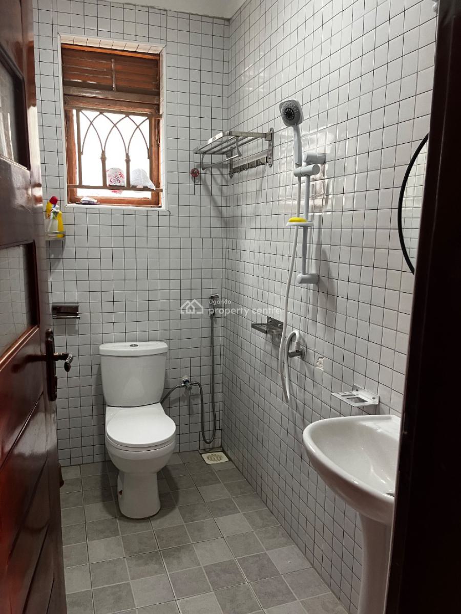 Luxury 2 Bedroom Apartment with Two Bathrooms, Kampala Road, Njara, Kabarole, Western Region, Apartment for Rent