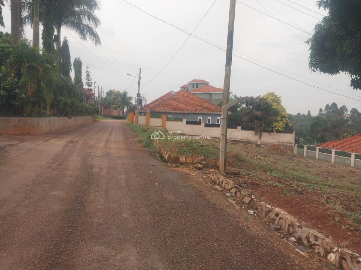 25 Dec Near Kiwature Recreational Center at 750m, Kiwature Recreational Center, Kampala, Central Region, Commercial Land for Sale