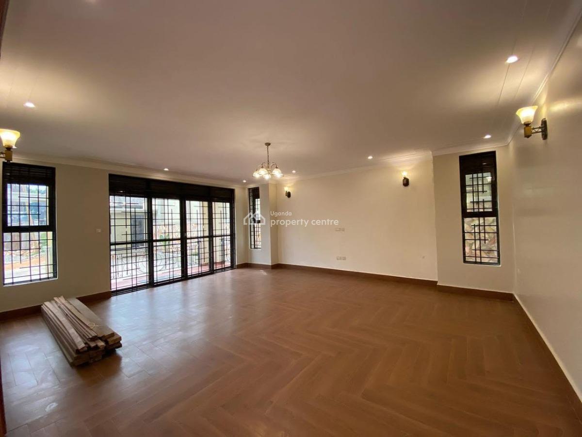 Luxurious 6 Bedroom House in Kyanja Town, Kyanja, Kampala, Central Region, Terraced Duplex for Sale
