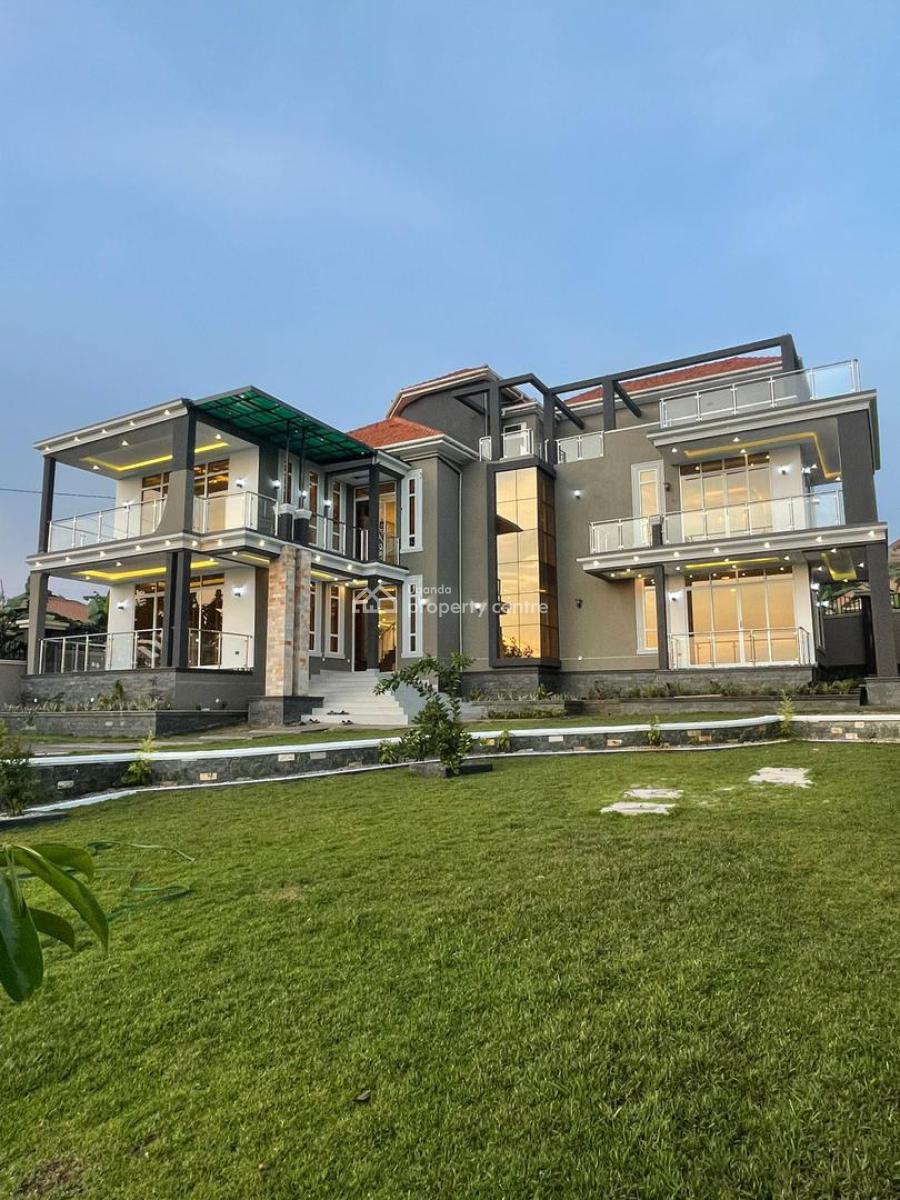 Luxury 6 Bedroom House in Arkright Bwebajja, Bwebajja, Arkright Estate, Entebbe Road, Wakiso, Central Region, Terraced Duplex for Sale