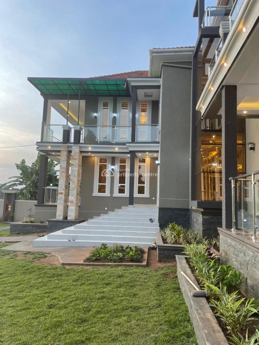 Luxury 6 Bedroom House in Arkright Bwebajja, Bwebajja, Arkright Estate, Entebbe Road, Wakiso, Central Region, Terraced Duplex for Sale