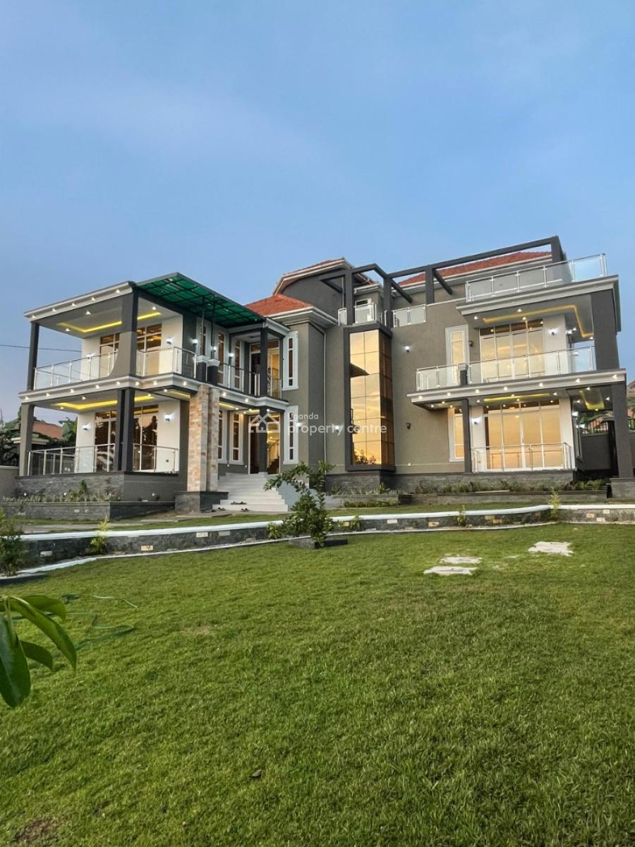 Luxury 6 Bedroom House in Arkright Bwebajja, Bwebajja, Arkright Estate, Entebbe Road, Wakiso, Central Region, Terraced Duplex for Sale