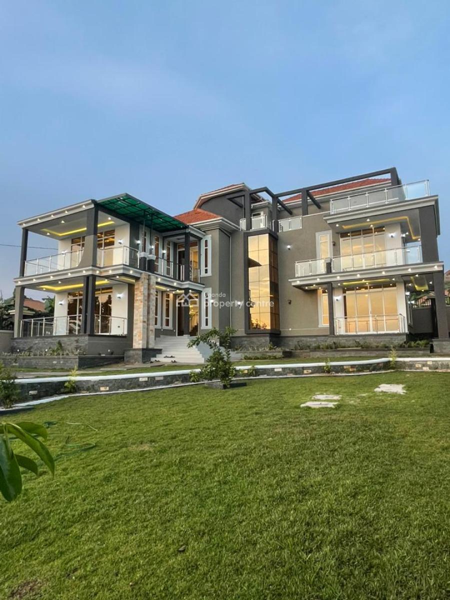 Luxury 6 Bedroom House in Arkright Bwebajja, Bwebajja, Arkright Estate, Entebbe Road, Wakiso, Central Region, Terraced Duplex for Sale