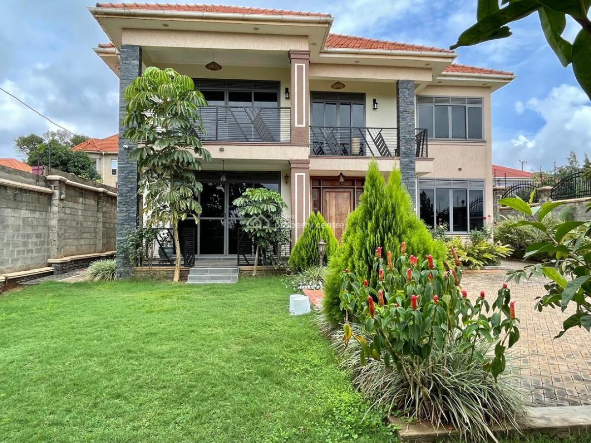 5 Bedroom House in Nabusugwe, Nabusugwe Estate, Mukono, Central Region, Terraced Duplex for Sale