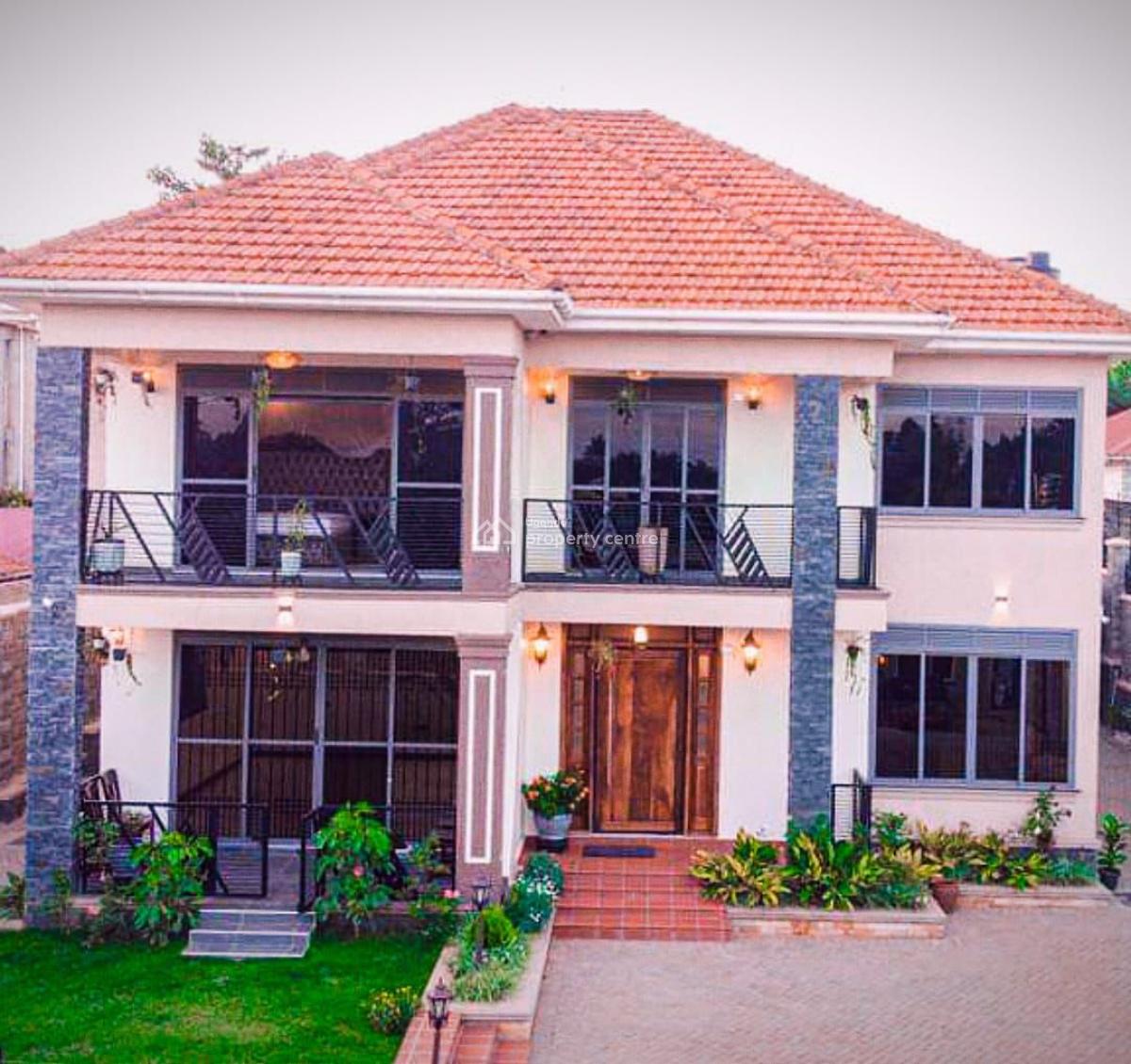 5 Bedroom House in Nabusugwe, Nabusugwe Estate, Mukono, Central Region, Terraced Duplex for Sale