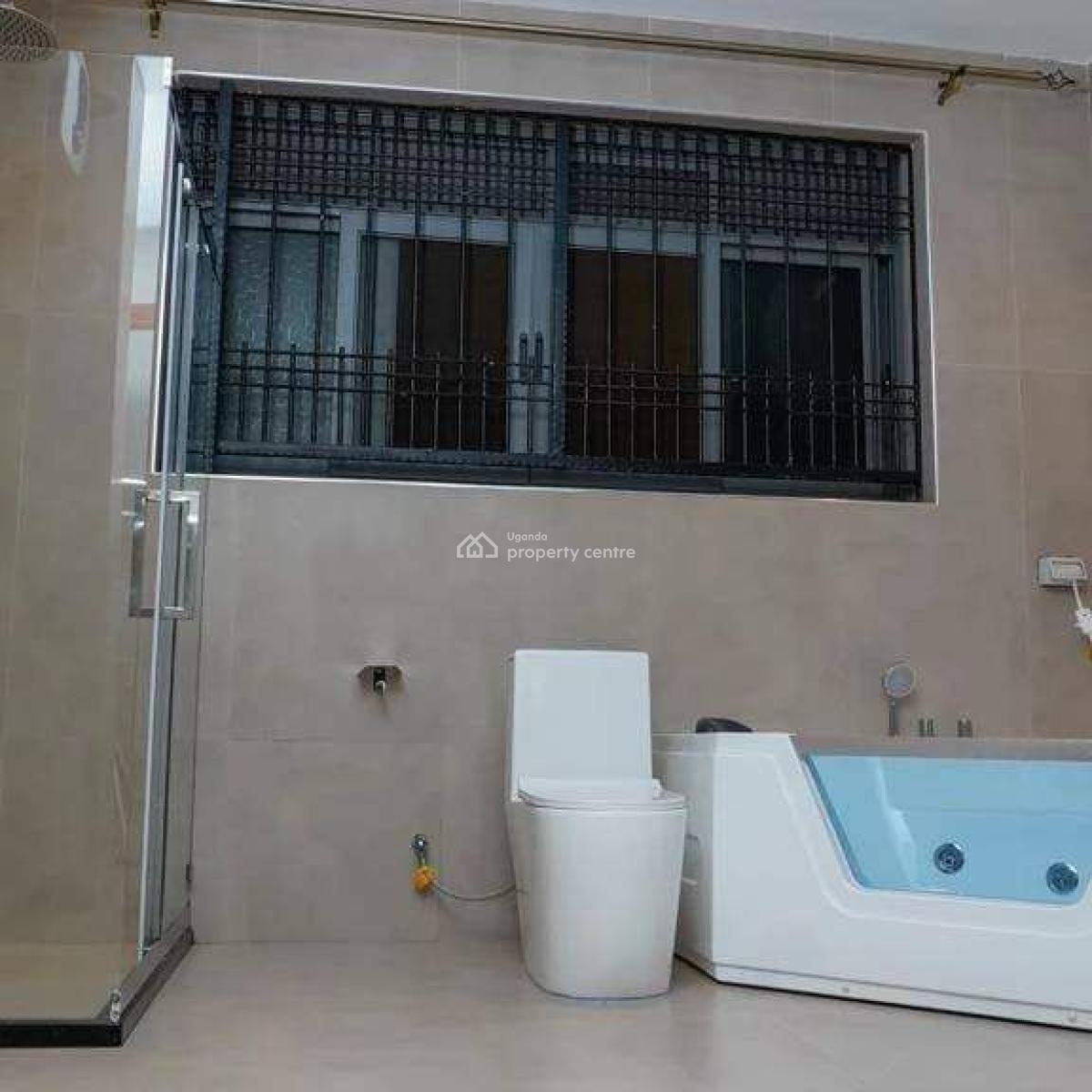 5 Bedroom House in Nabusugwe, Nabusugwe Estate, Mukono, Central Region, Terraced Duplex for Sale