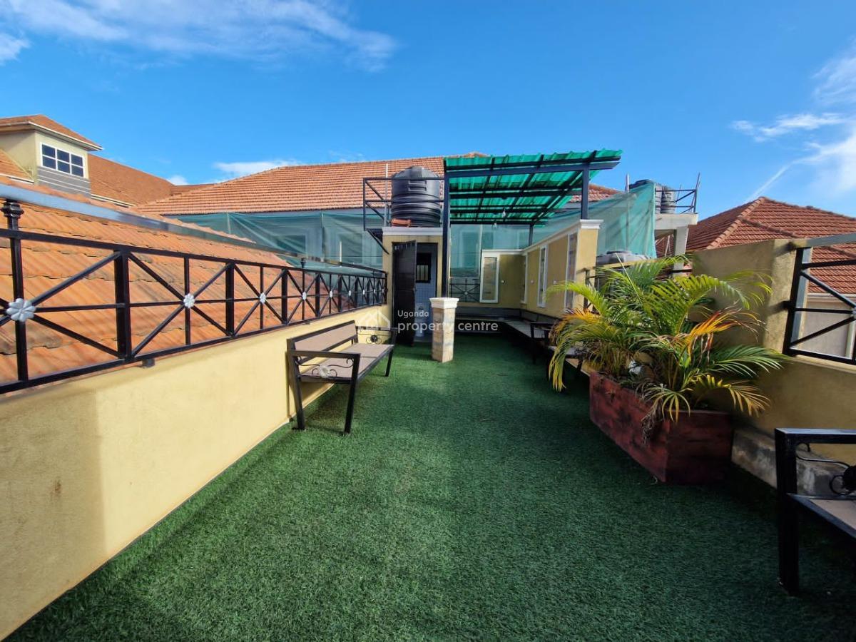 5 Bedroom House in Najjera, Najjera, Wakiso, Central Region, Terraced Duplex for Sale