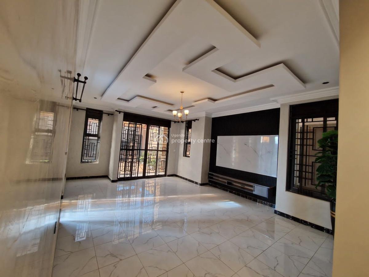 5 Bedroom House in Najjera, Najjera, Wakiso, Central Region, Terraced Duplex for Sale