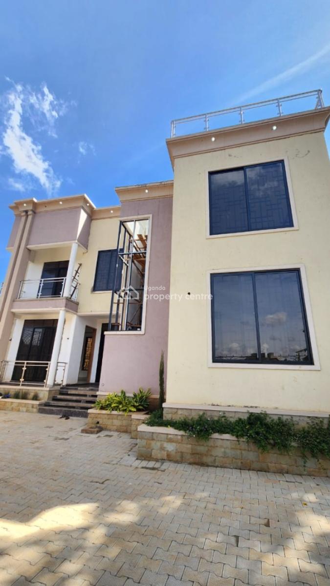 Modern 5 Bedroom House in Kira Mulawa, Mulawa, Kira Town, Wakiso, Central Region, Terraced Duplex for Sale