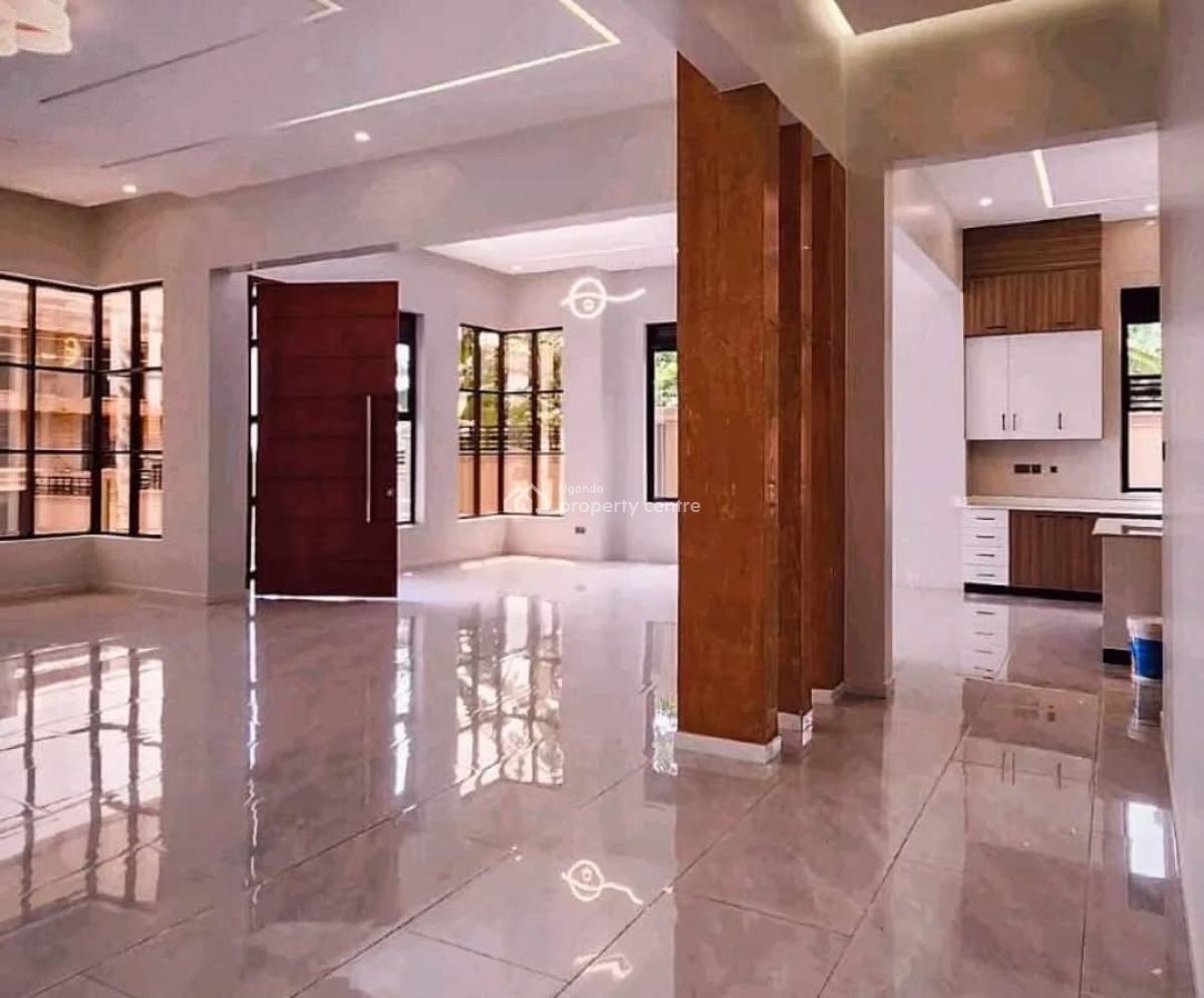 4 Bedroom House in Arkright City, Bwebajja, Arkright City, Bwebajja, Wakiso, Central Region, Terraced Bungalow for Sale