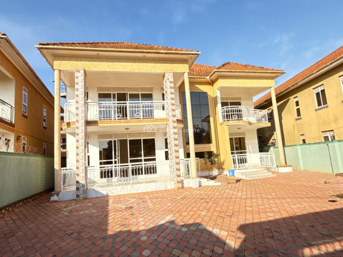 5 Bedroom House in Kira Town, Kira Town, Wakiso, Central Region, Terraced Duplex for Sale