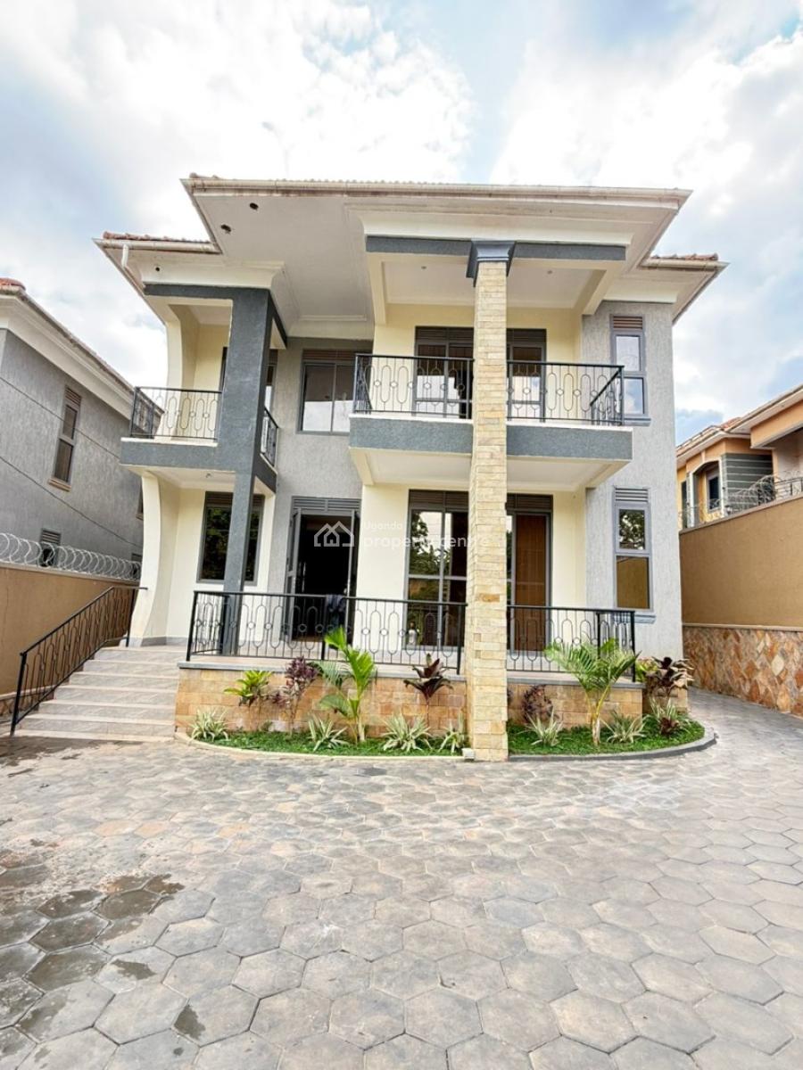 Luxury 4 Bedroom Houses in Kira Town, Mamerito Road, Kira Town, Wakiso, Central Region, Terraced Duplex for Sale