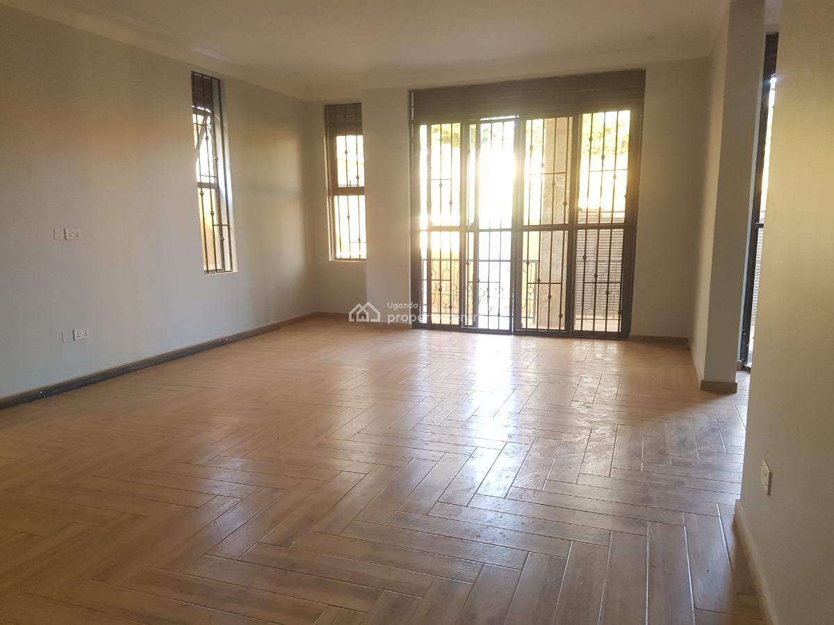 Luxury 4 Bedroom Houses in Kira Town, Mamerito Road, Kira Town, Wakiso, Central Region, Terraced Duplex for Sale