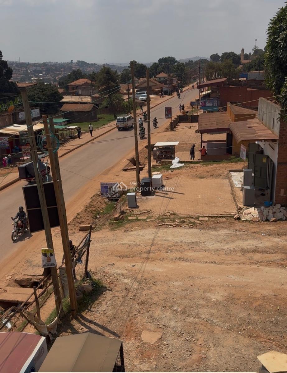 Flat House, Namasuba - Ndejje Road, Makindye Municipality, Wakiso, Central Region, Commercial Property for Sale