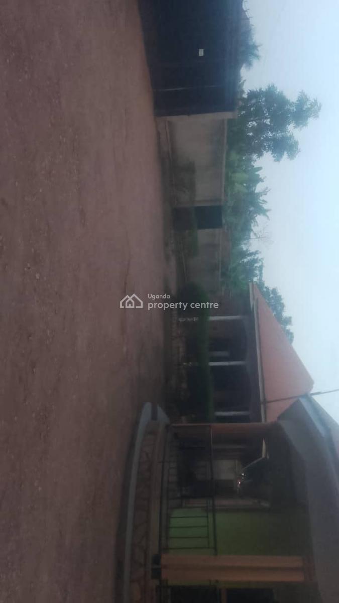 10 Bedroom Guesthouse, Wakiso, Central Region, House for Sale