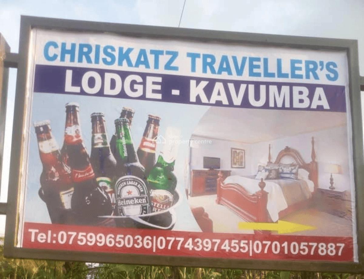 10 Bedroom Guesthouse, Wakiso, Central Region, House for Sale
