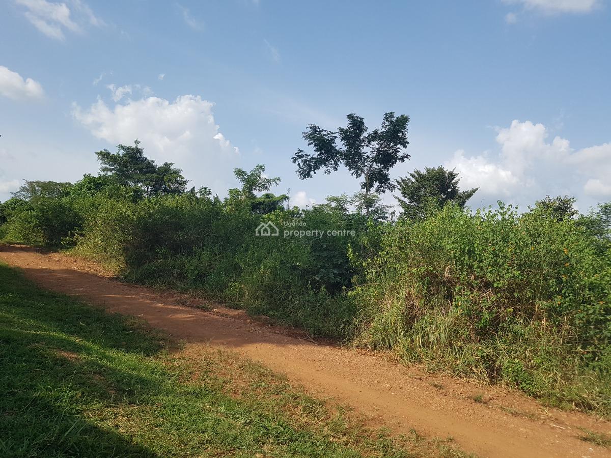 Residential Acre Plots in Mukono, Nakifuma, Namakoma Village, Mukono, Central Region, Residential Land for Sale