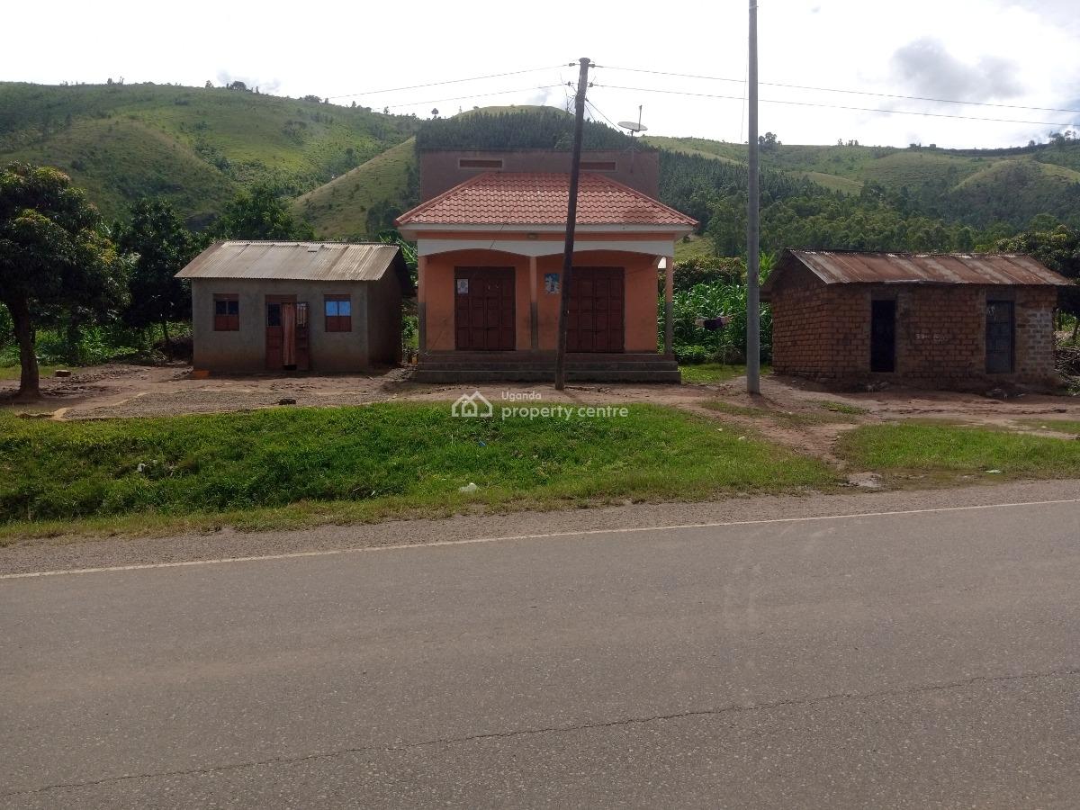 a Four Roomed Commercial House Along The Tamarc Road with Ekyishaye Ki, 27 Miles Kikagate Road, Isingiro, Western Region, Shop for Sale