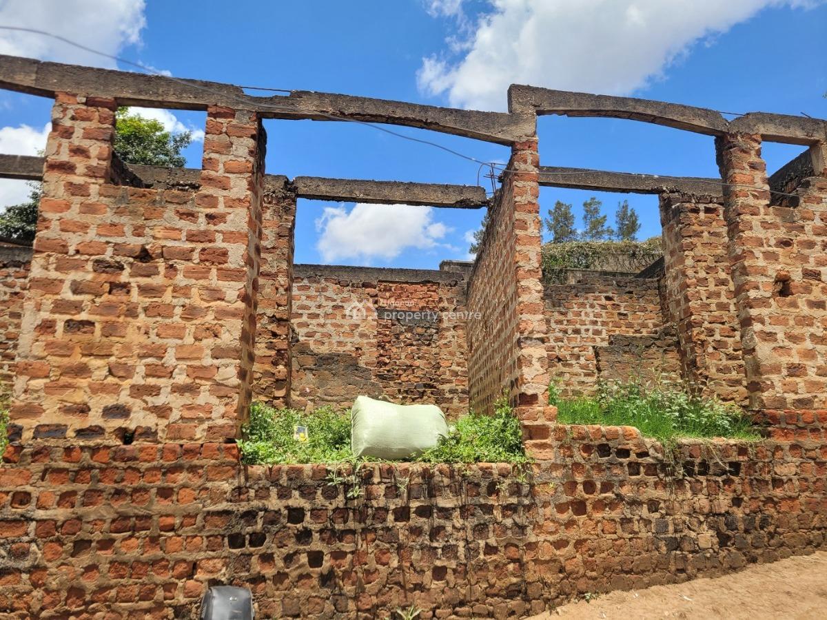 2 in 1 Houses - 1 Almost 90% Complete and Other Just Shell House., Kiteezi, Kampala, Central Region, Detached Bungalow for Sale