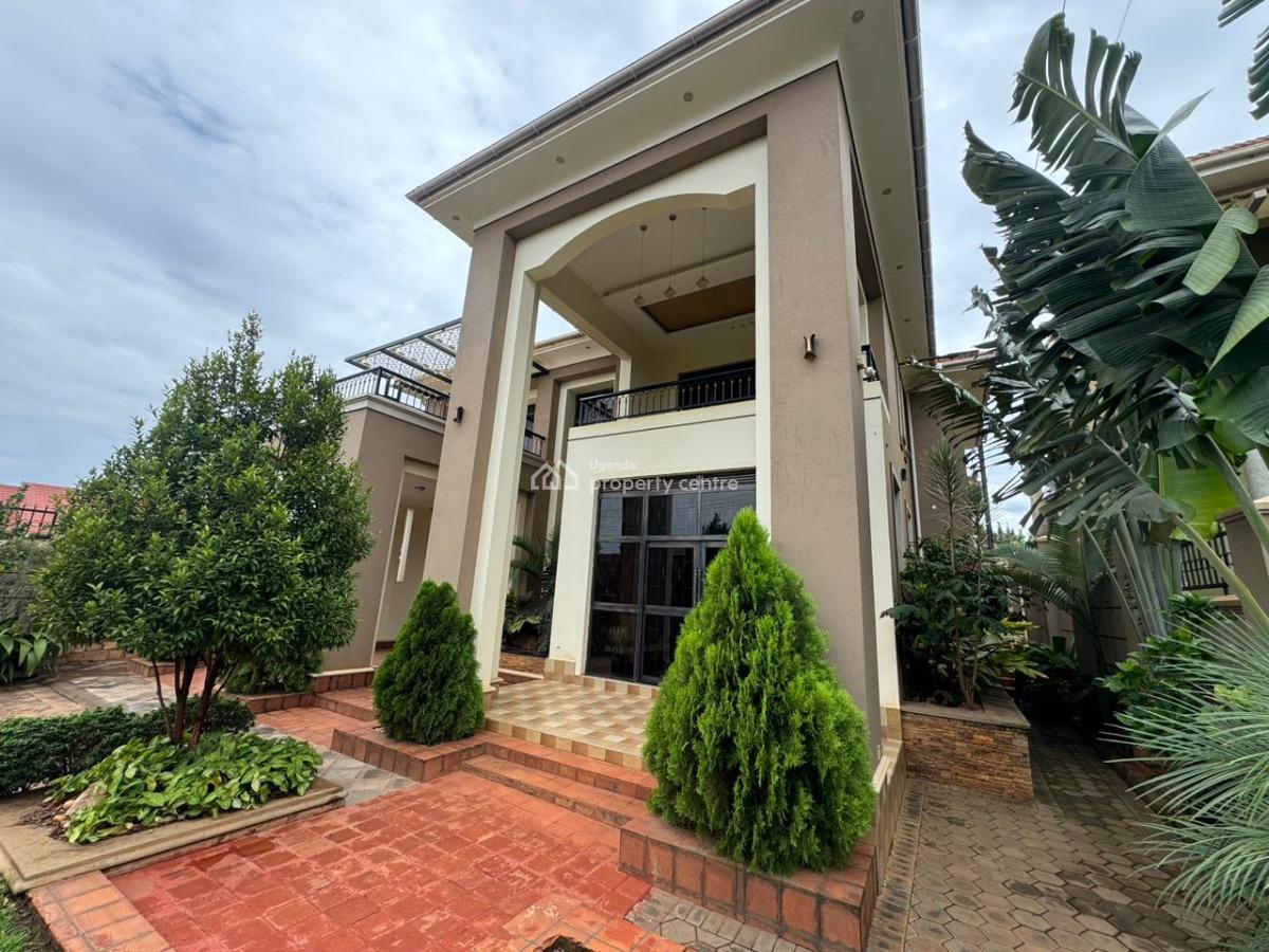 5 Bedroom House in Kira Mulawa, Mulawa, Kira Town, Wakiso, Central Region, Terraced Duplex for Sale